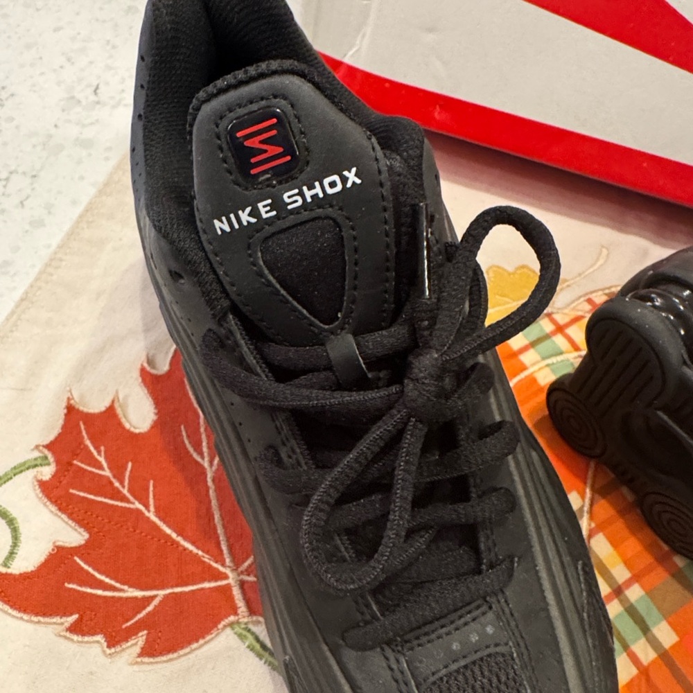 Nike Shox Kids Black Sneakers